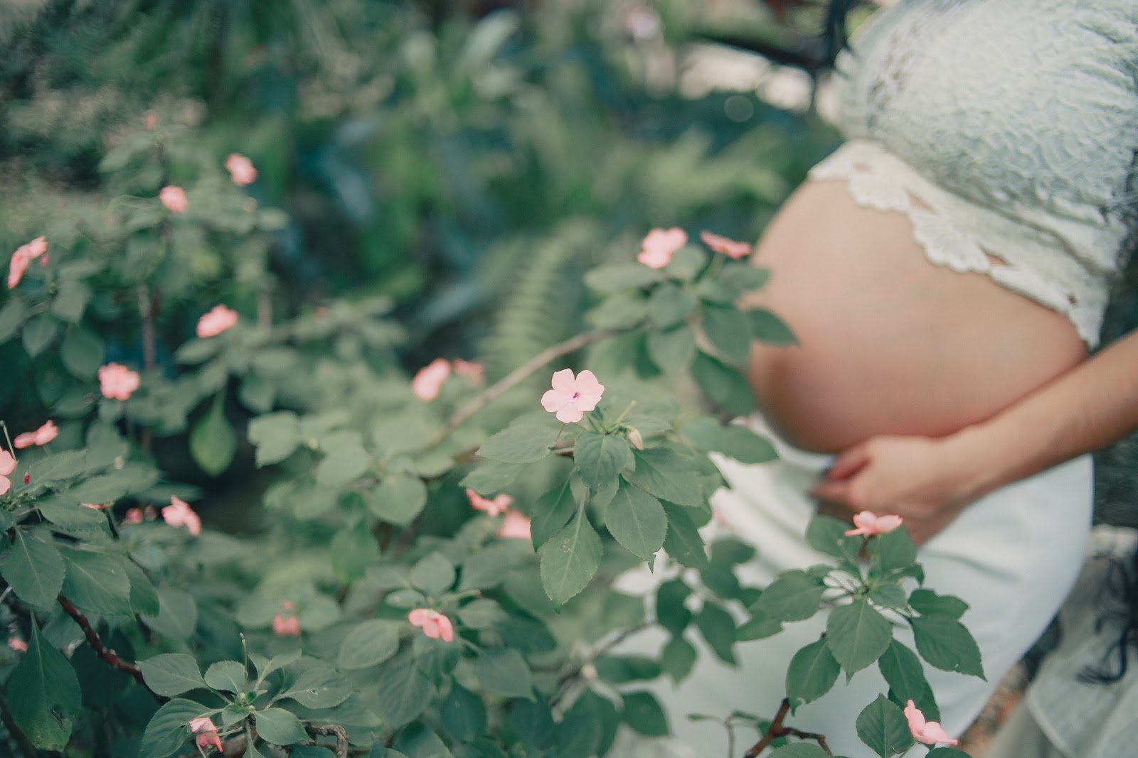 Pregnancy and Flowers