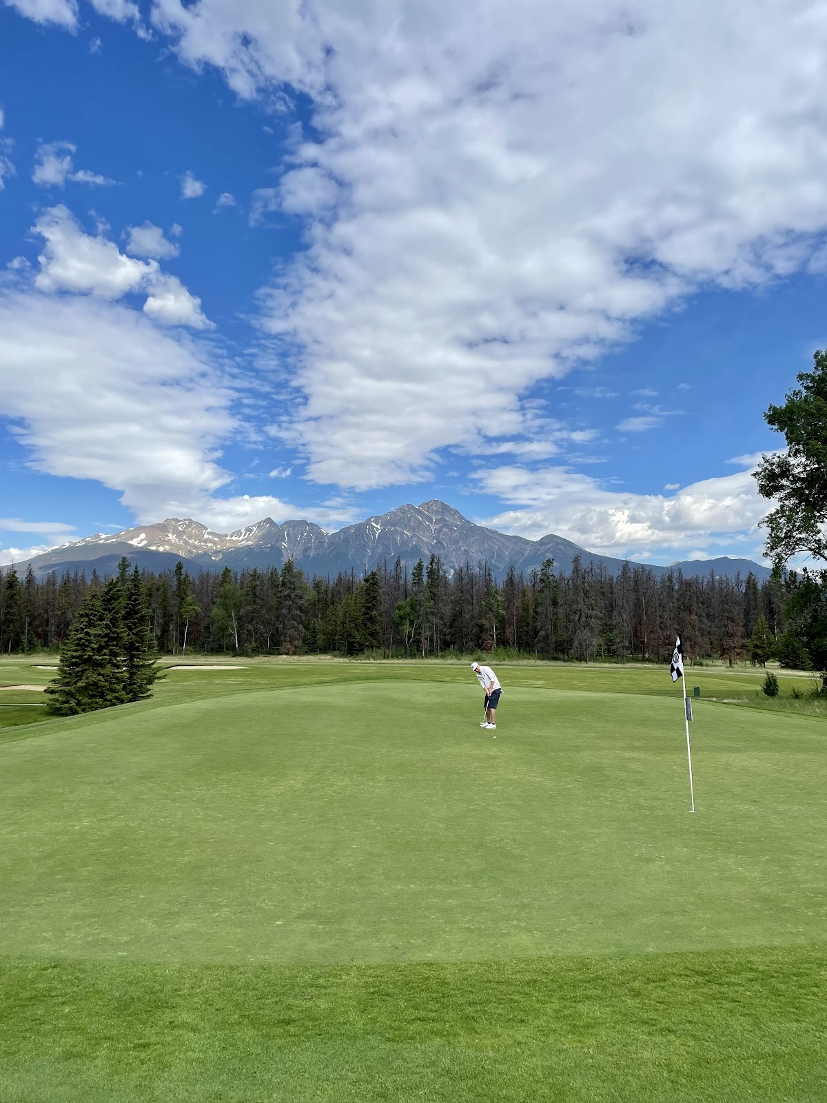 fairmont jasper park lodge golf course