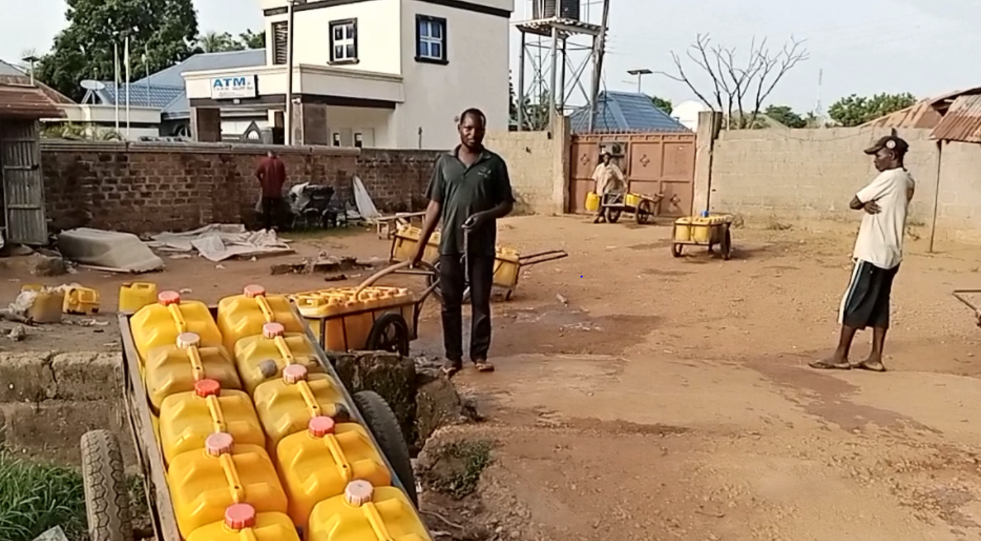 SPECIAL REPORT: Left with no choice, Makurdi residents consume 'dirty water' supplied by mairuwa