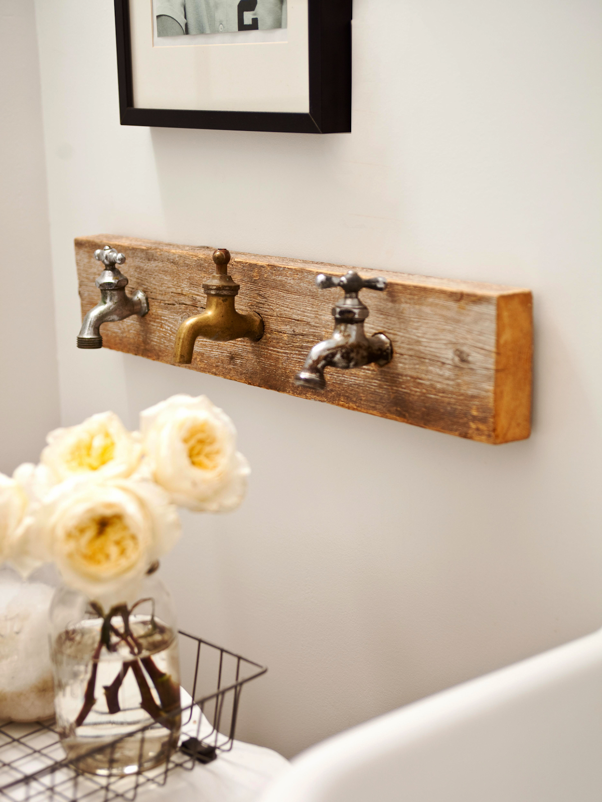 8 Clever Bathroom Storage Upcycling 