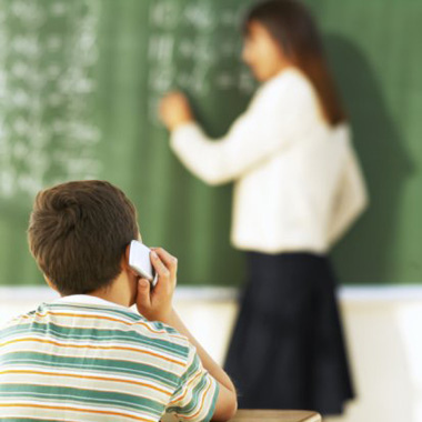 Cell-Phones-in-School-