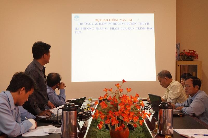 D:\QTWeb\HINH ANH\Hinh bao cao Malayxia\3.jpg