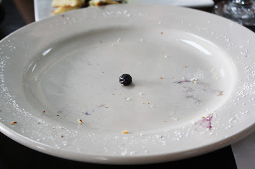 Chocolate Fashion blueberry pancake (polished off) Chocolate Fashion blueberry pancake (polished off)