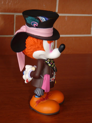 Mickey Mouse de Chapeleiro Maluco P1050604