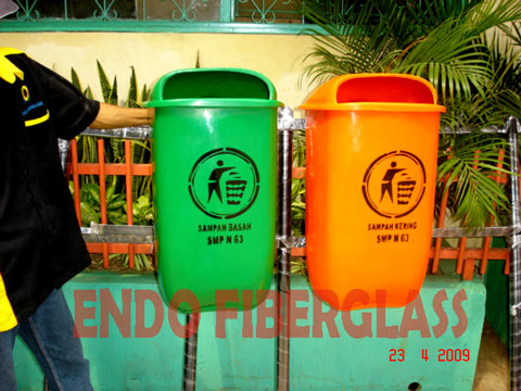 Tong Sampah Fiberglass 2in1 kapasitas 40L