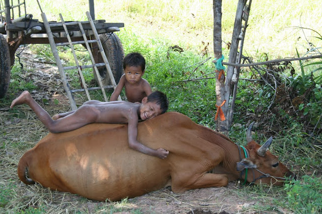 カンボジアの子供
