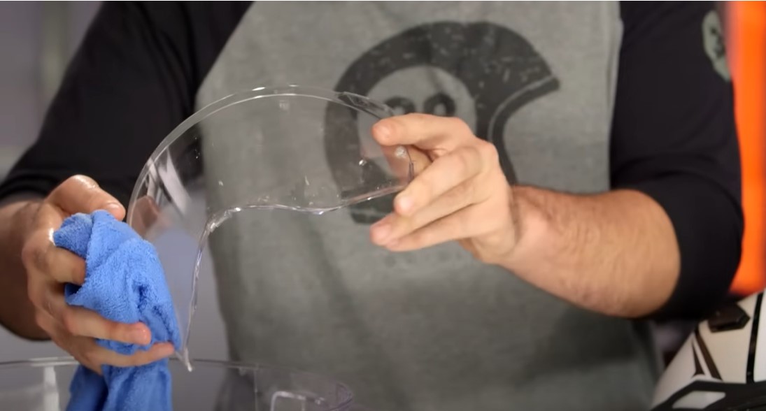 How to Clean Bugs Off Helmet Visor