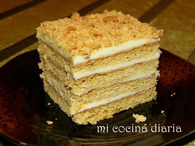 Tarta de miel Fiesta (Торт медовик Праздничный)