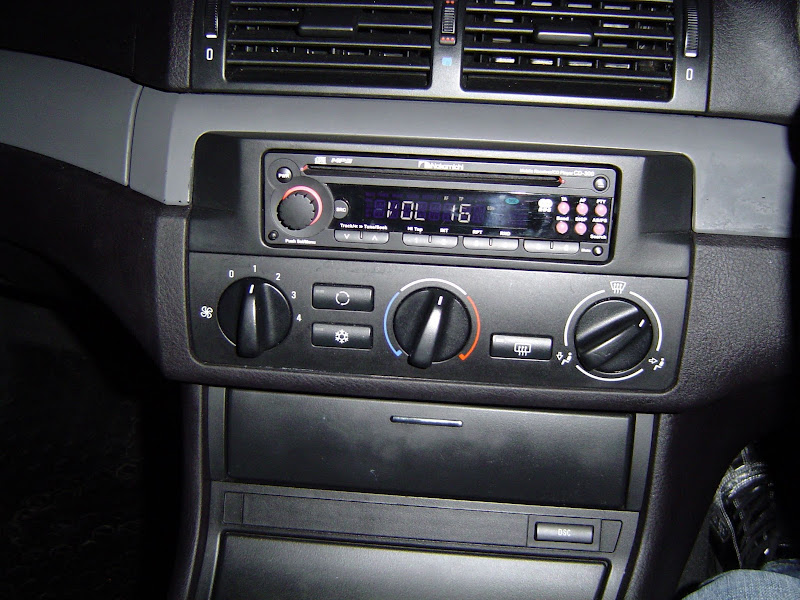 Fixing the radio in my BMW e46 