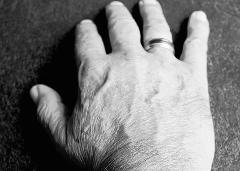 Wedding rings right hand tradition