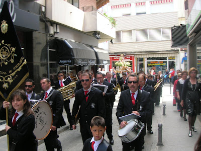 La Banda Municipal de Música de Pozoblanco durante la procesión de S.Isidro 2010. Foto: Pozoblanco News, las noticias y la actualidad de Pozoblanco (Córdoba)* www.pozoblanconews.blogspot.com