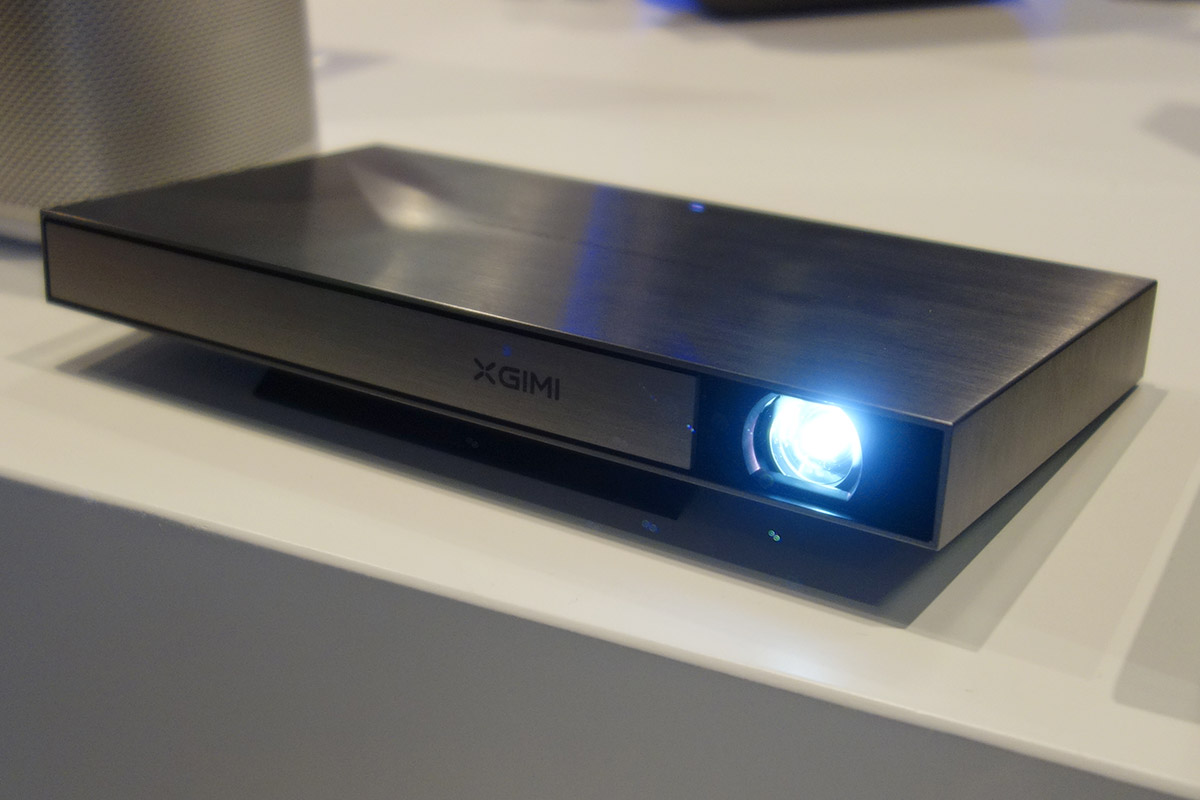 Projectors at IFA 2022: Xgimi RS Air pico projector, in partnership with Porsche Design