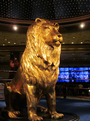 MGM gold lobby lion statue photo MGM gold lobby lion statue photo