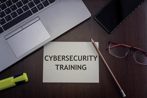 cybersecurity-training-concept-picture-id1351111419 (509×339)