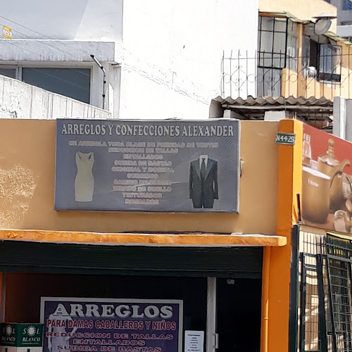 Opiniones de Arreglos y Confecciones Alexander en Quito - Sastre