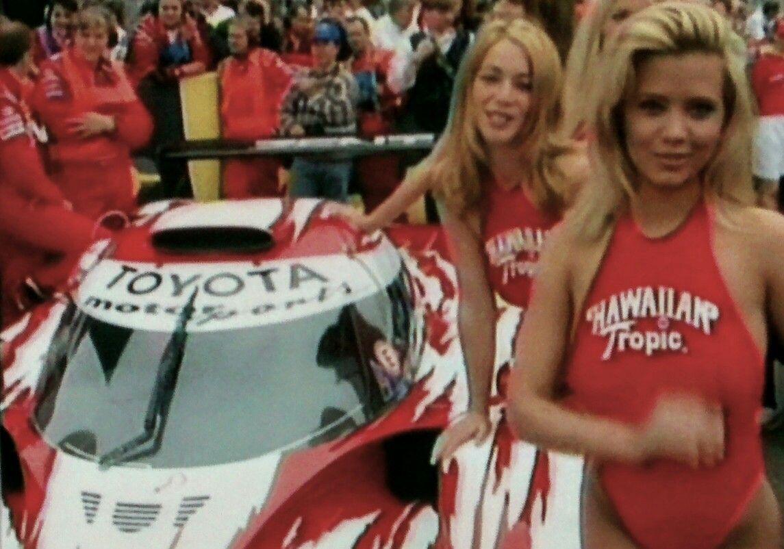 C:\Users\Valerio\Desktop\Highwian Tropic girls at Le Mans 24 hours race 1998.jpg