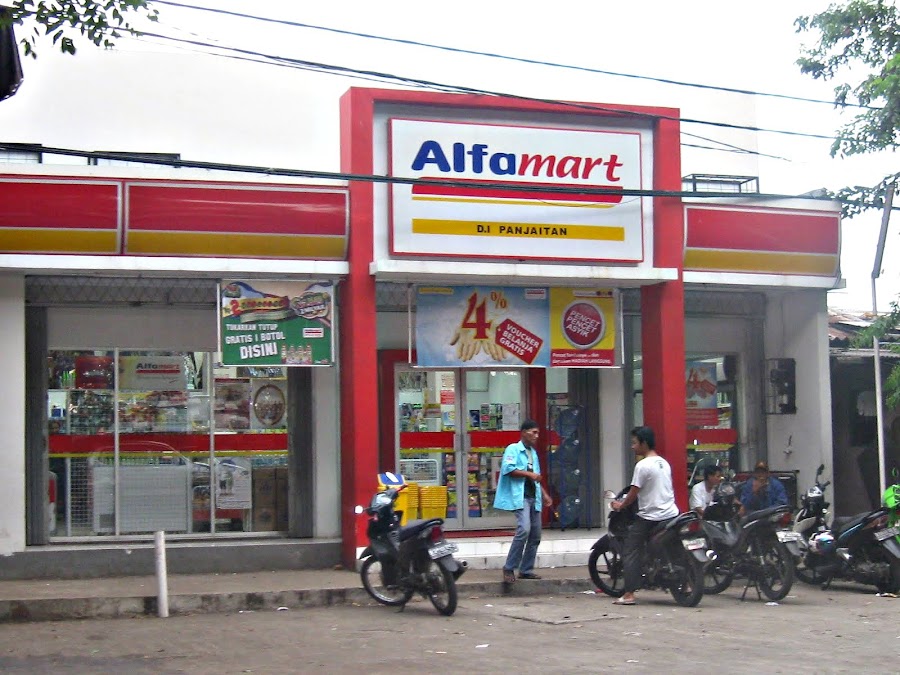 Alfamart DI Panjaitan Indonesia