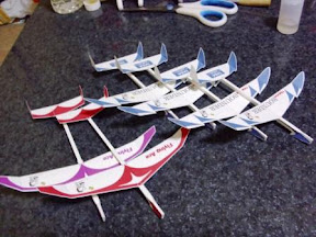紙の三角胴の作り方です 神戸の空に紙飛行機を飛ばそう