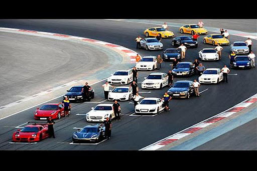 101770 pengujian mobil mobil sport mewah khusus gallery Photo: Luxury Sports Cars Testing in Dubai Autodrome, Dubai