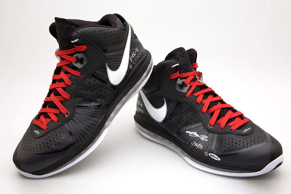 Nike LeBron 8 V1 amp V2 Game WornSigned PEs from Upper Deck