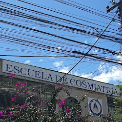 Escuela de Cosmiatría - Universidad Iberoamericana del Ecuador