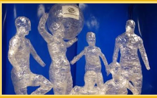 16 Amazing Scotch Tape Sculptures [PHOTOS]