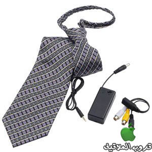 كاميرات في أماكن لن تتوقعها Spy-tie-gadget