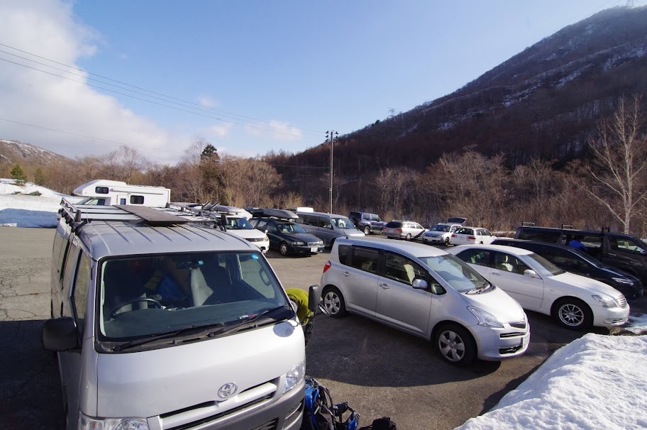 霧氷満開の平標山・仙ノ倉山
