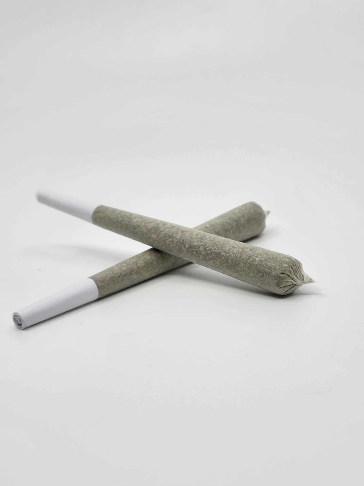 cost-effective pre rolled joints in Canada from SwiftGreen