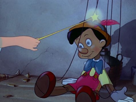 Pinocchio (1940) - Plugged In