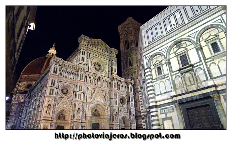 Duomo Batisterio campanile Florencia
