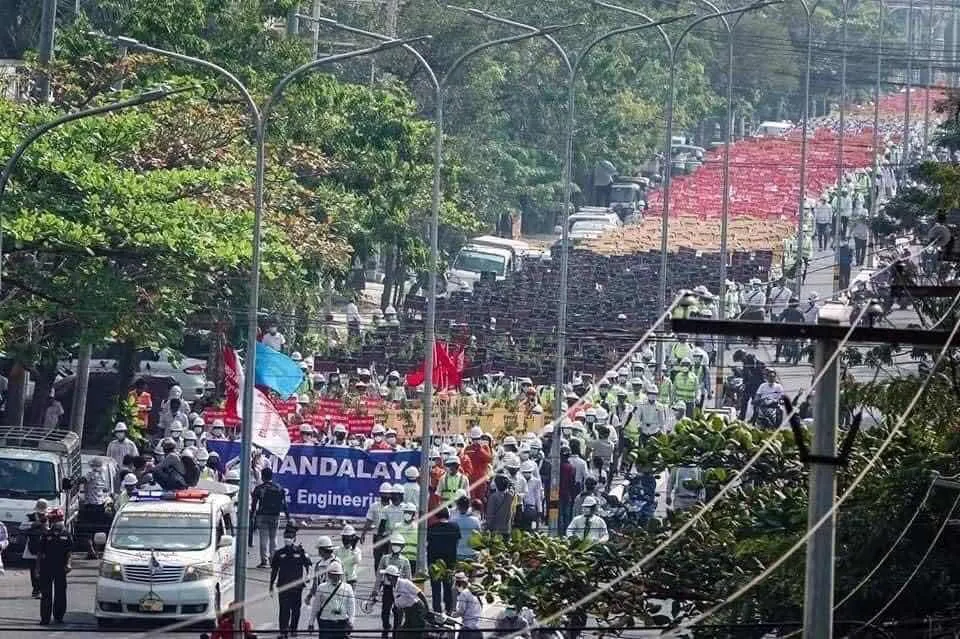 CUỘC ĐẤU TRANH CỦA DÂN TỘC MYANMAR ĐÃ ĐẾN HỒI QUYẾT LIỆT