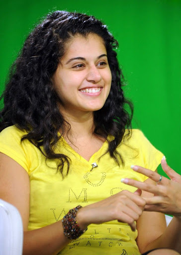 Taapsee In Cute Yellow Dress Hd Latest Tamil Actress Telugu Actress Movies Actor Images