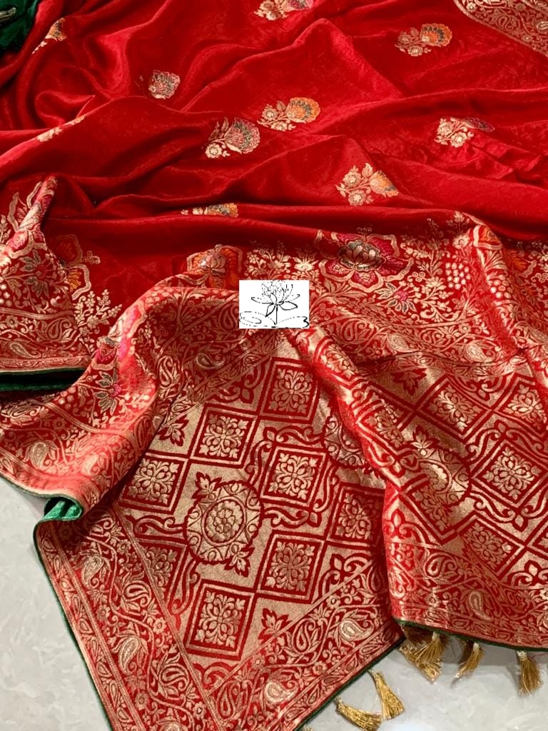 Banaras Moonga pure crep silk allover menna weaving Motifs saree