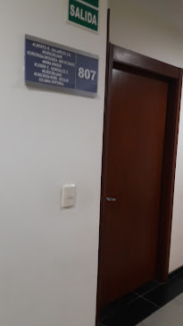 Comentarios y opiniones de Dr. Alberto Rafael Valarezo Chuchuca
