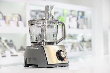 Single Electric Food Processor In Retail Store Stock Photo ...