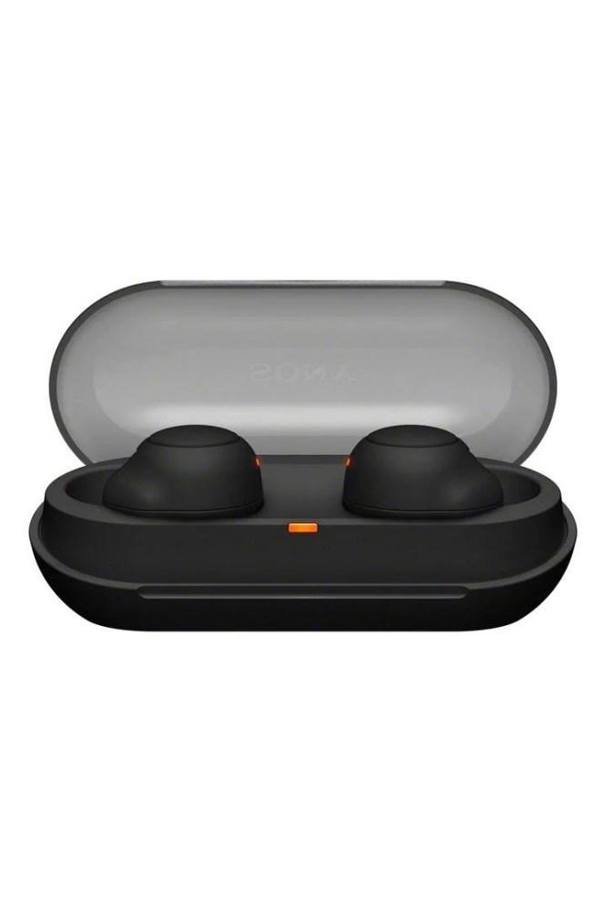 A black and grey wireless earbuds in a case

Description automatically generated