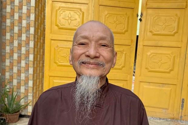 Ông Lê Tùng Vân: Giáo hội Phật giáo VN không xứng đáng nên không đăng ký!