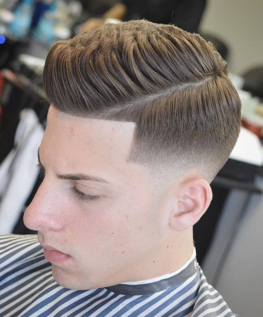 15 Inspirasi Gaya Model Rambut Pria Terbaik 2022 15 Inspirasi Gaya Model Rambut Pria Terbaik 2022