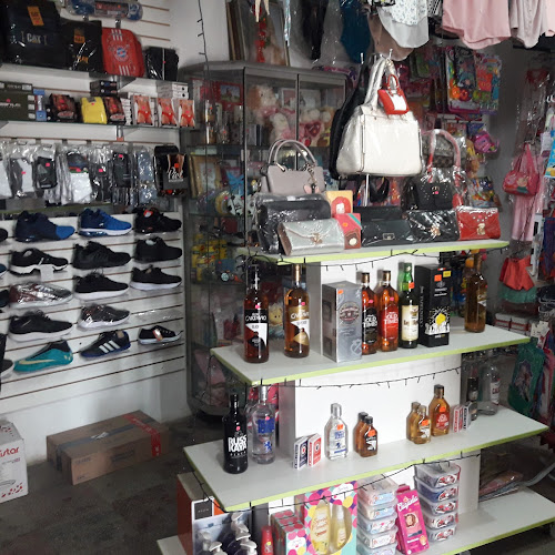 COMERCIAL Y SERVICIOS GENERALES "VISONI" - Tienda