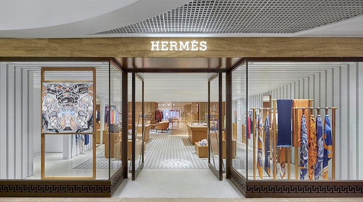 Hermes là một thương hiệu thời trang và dầu thơm cao cấp nổi tiếng thế giới