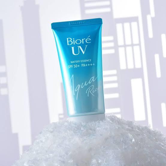 1. Biore UV Aqua Rich Watery Essence SPF50+ PA+++