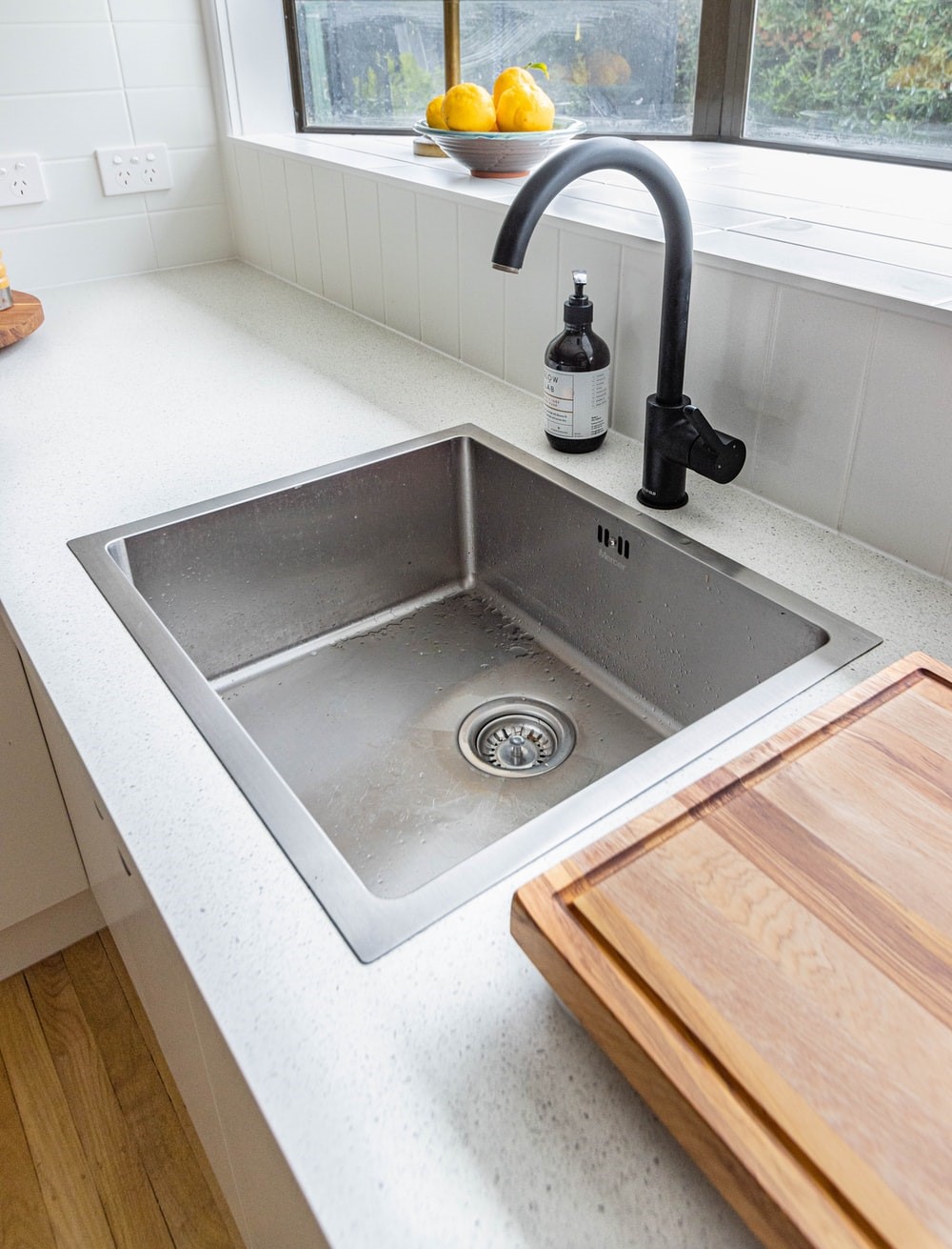 25 Smart Tips to Choose the Best Sink Designs for Your Kitchen