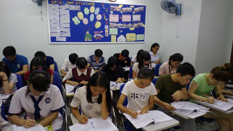 hinh-anh-lop-hoc-toeic-thu-duc