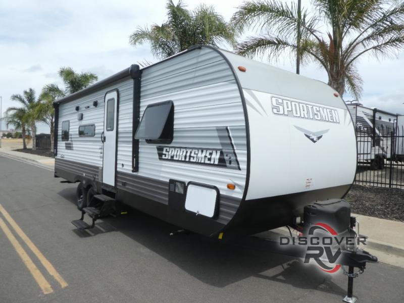Find more deals on toy haulers at Discover RV today!