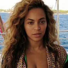 Beyonce Tanning On The Yacht