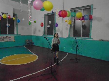 http://dikvik2009.ucoz.net/2016-2017part2/vechir_vipusknikiv-8.jpg