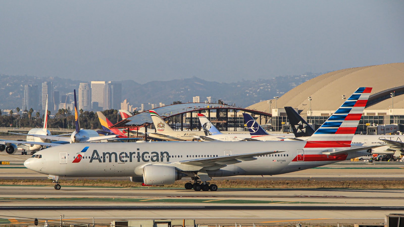 American Airlines Launches Its Premium Economy — Skift Business Traveler