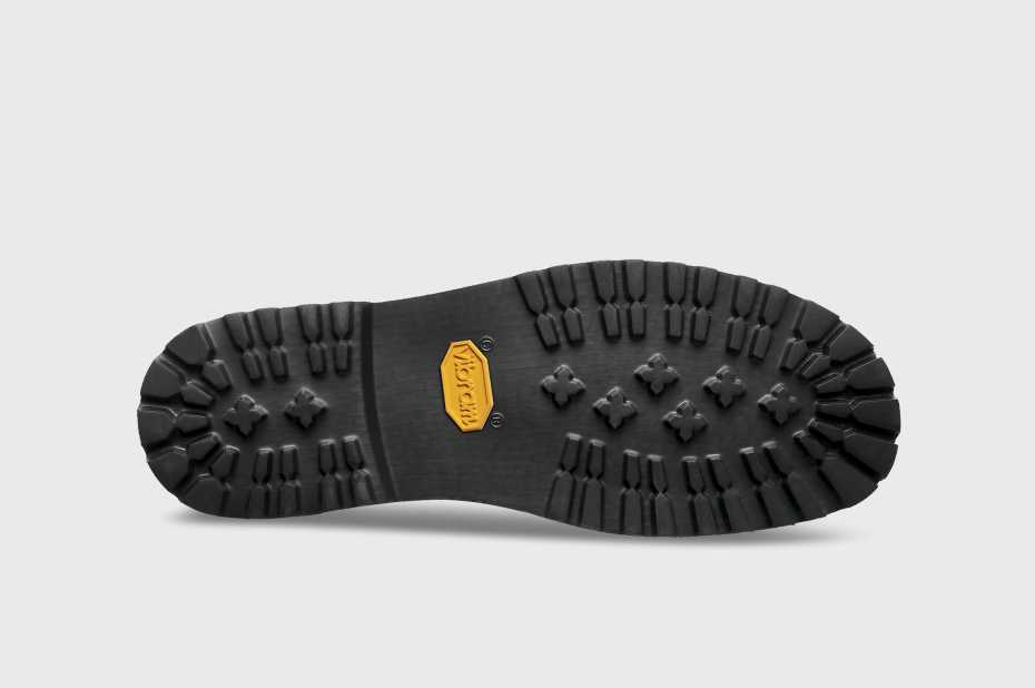 vibram sole hiking boots