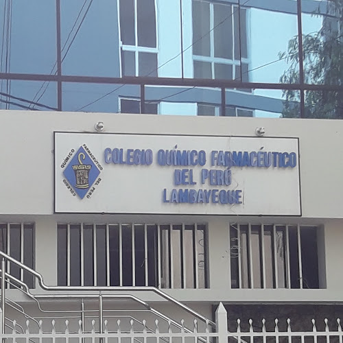 Opiniones de Colegio Quimico Farmaceutico De Lambayeque en Chiclayo - Escuela